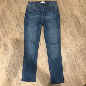 Relentless jeans Style; Skinny.  Size 23